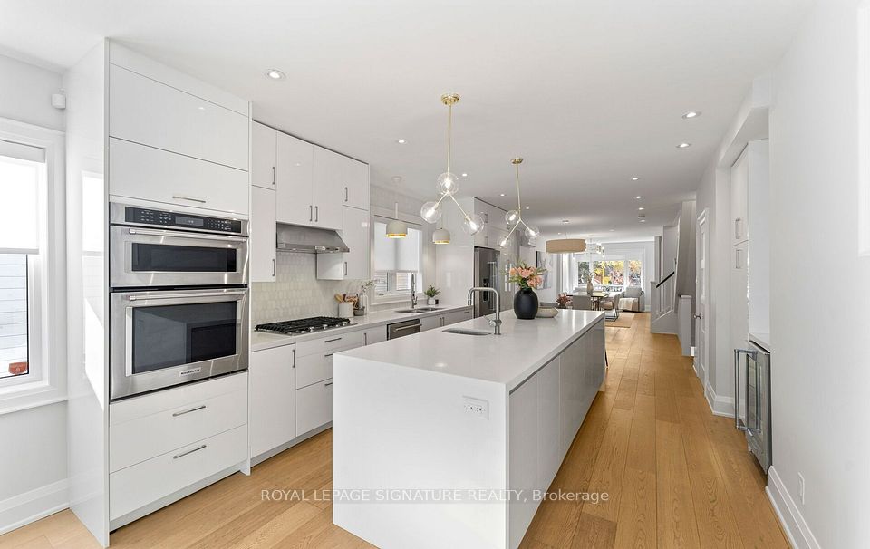 729 Gladstone Avenue, Toronto, ON M6H 3J5 14