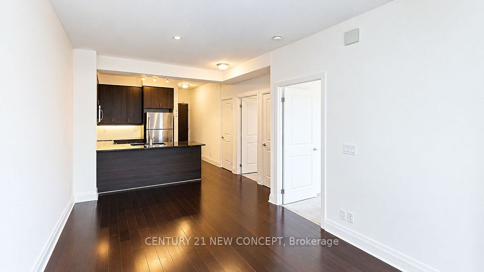 1185 The Queensway 801, Toronto, ON M8Z 0C6 5