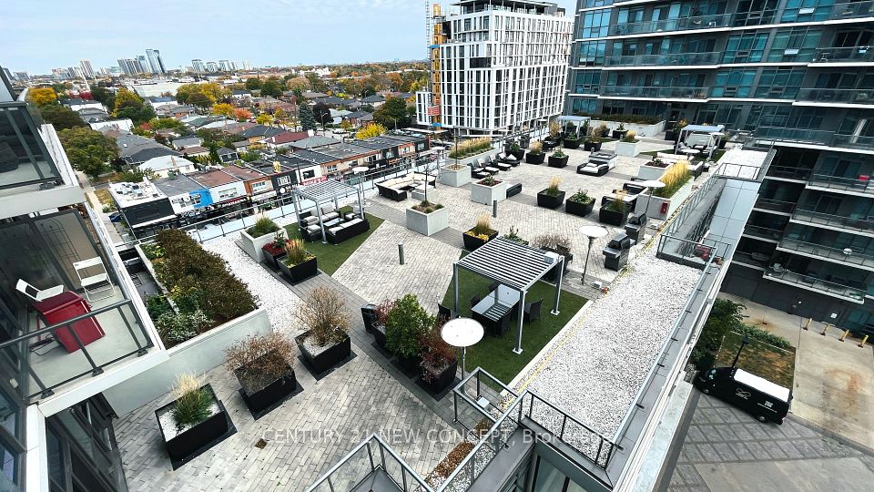 1185 The Queensway 801, Toronto, ON M8Z 0C6 12