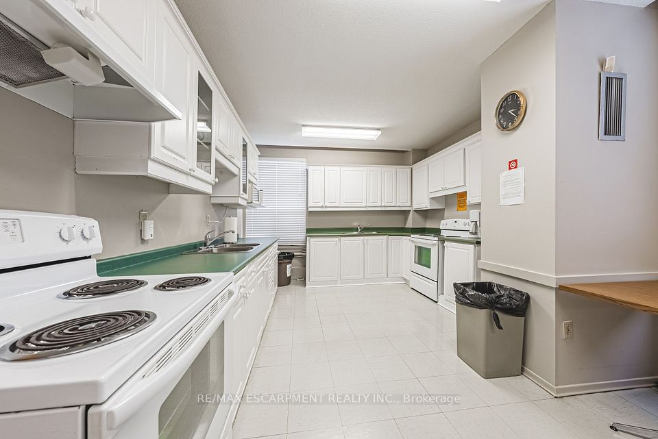 2055 UPPER MIDDLE Road 1005, Burlington, ON L7P 3P4 24