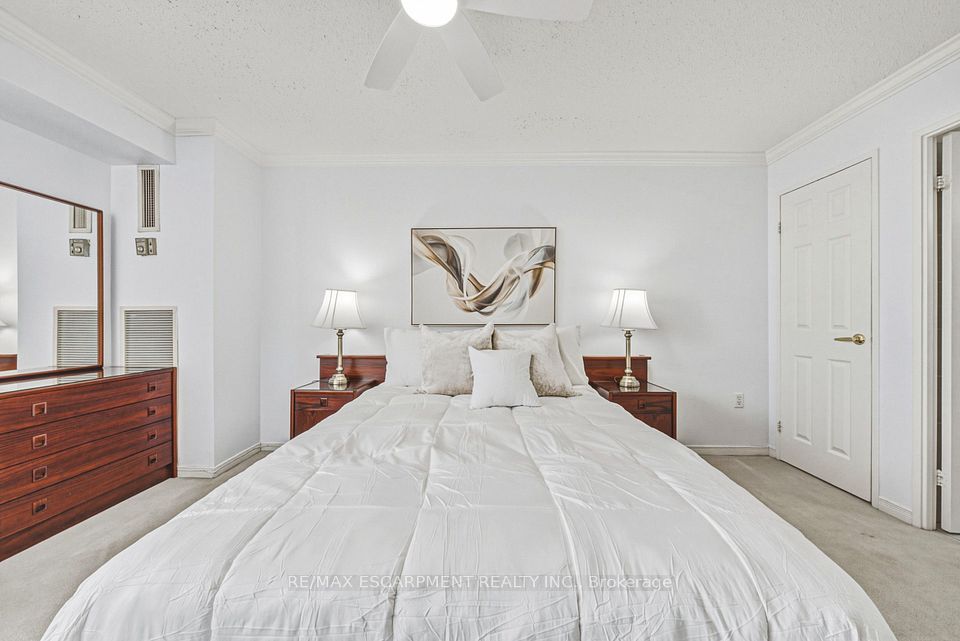 2055 UPPER MIDDLE Road 1005, Burlington, ON L7P 3P4 18