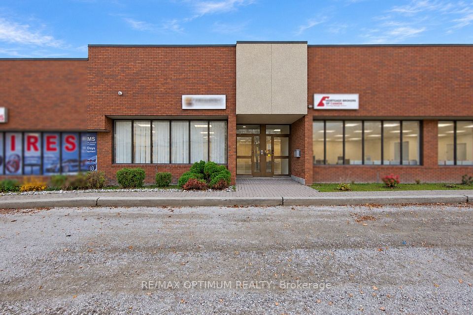 5500 Tomken Road 5, Mississauga, ON L4W 2Z4