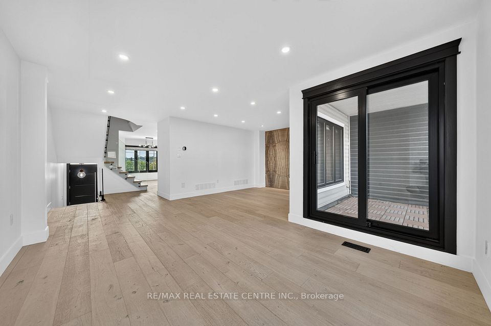 5090 Fairview Street 50, Burlington, ON L7L 7H5 7
