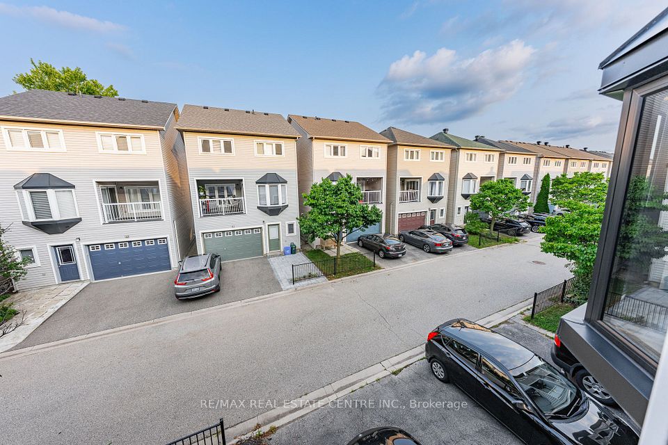 5090 Fairview Street 50, Burlington, ON L7L 7H5 11