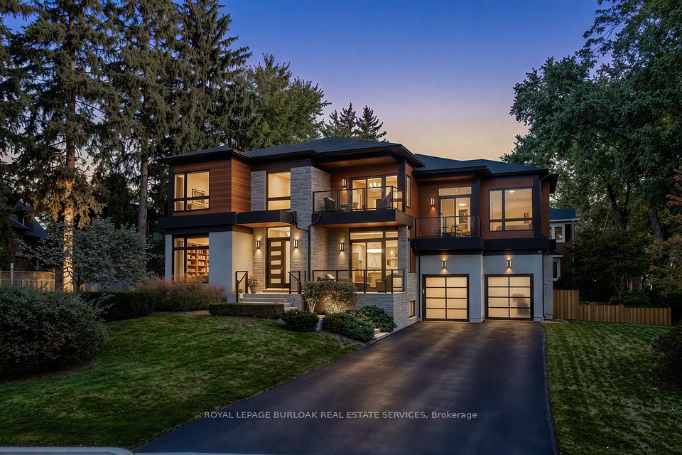 463 Indian Road, Burlington, ON L7T 3T3 2