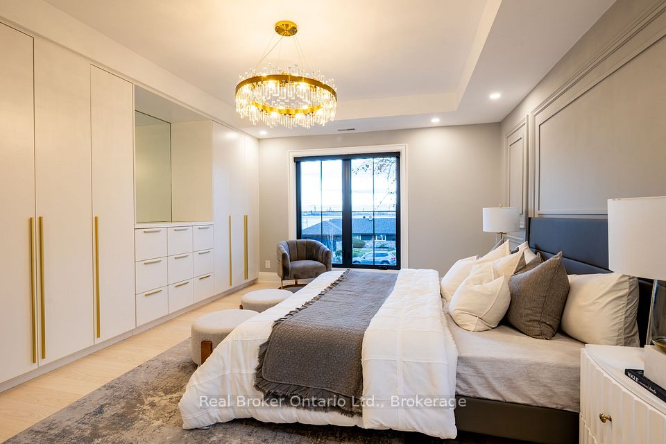 841 Danforth Place, Burlington, ON L7T 1S1 21