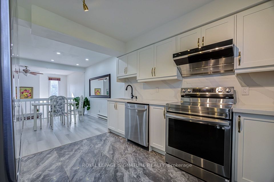 960 Warwick Court 16, Burlington, ON L7T 4C5 17