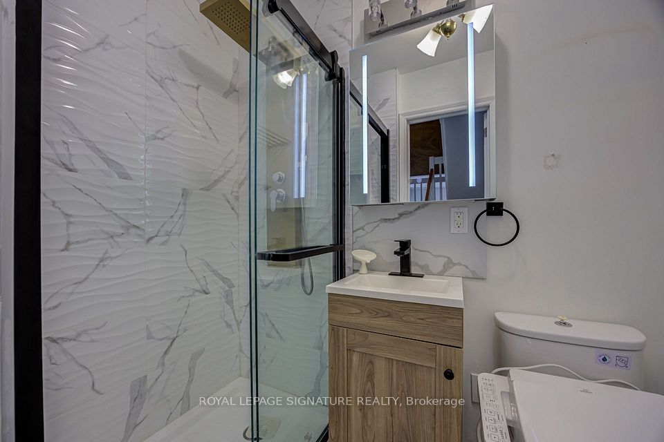 960 Warwick Court 16, Burlington, ON L7T 4C5 9