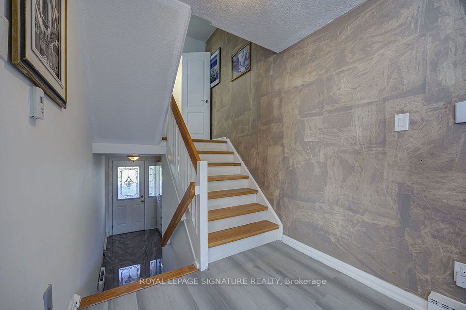 960 Warwick Court 16, Burlington, ON L7T 4C5 8