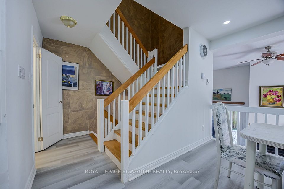 960 Warwick Court 16, Burlington, ON L7T 4C5 20