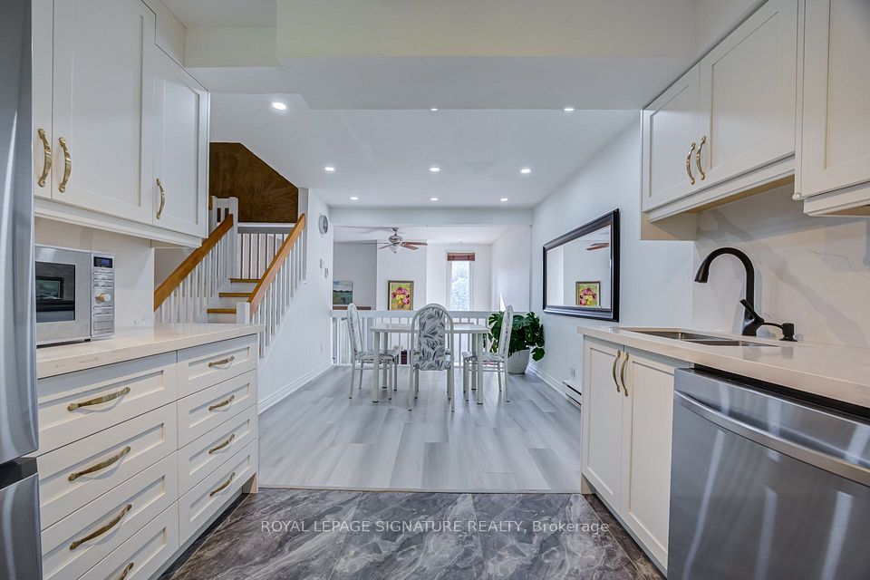 960 Warwick Court 16, Burlington, ON L7T 4C5 18