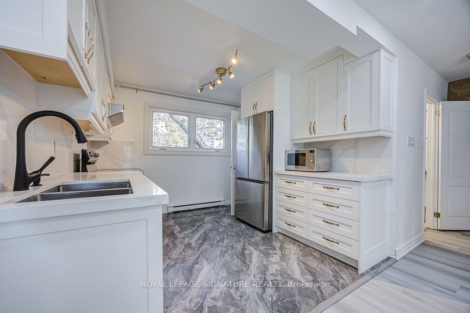 960 Warwick Court 16, Burlington, ON L7T 4C5 16