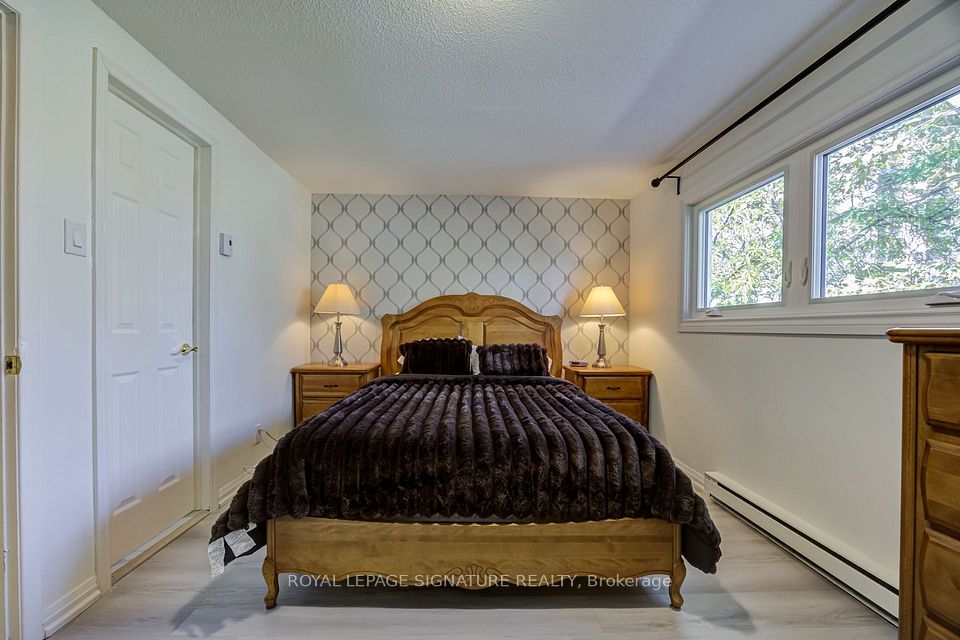 960 Warwick Court 16, Burlington, ON L7T 4C5 24