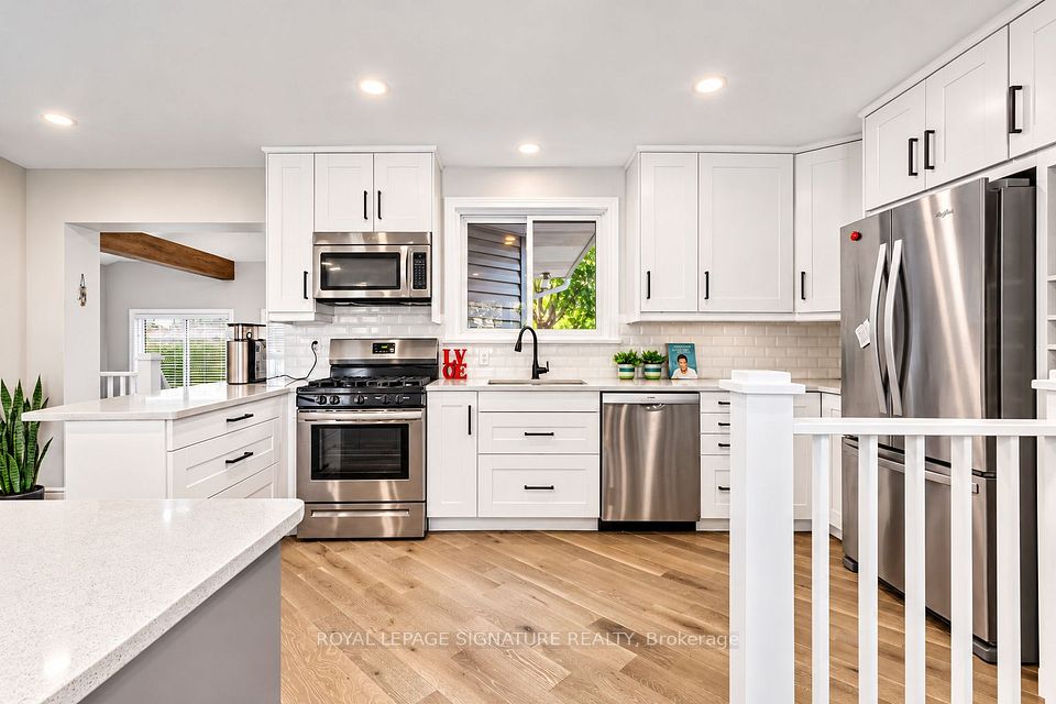 2344 Redfern Road, Burlington, ON L7R 1X3 13