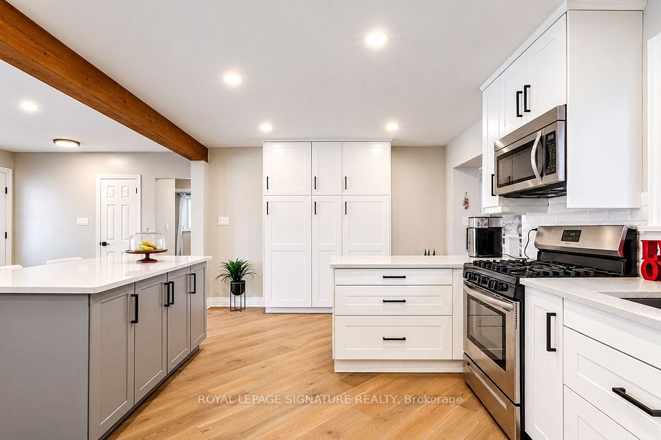 2344 Redfern Road, Burlington, ON L7R 1X3 14