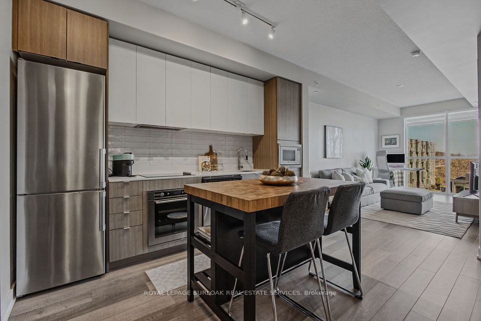 5220 Dundas Street D509, Burlington, ON L7L 0J4 4