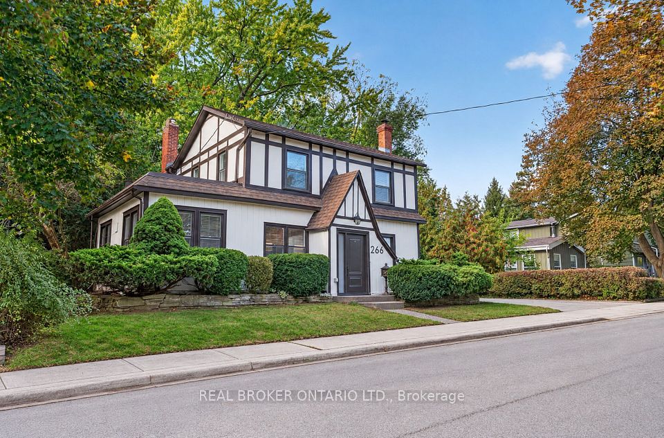 266 St Paul Street, Burlington, ON L7R 3J8 2