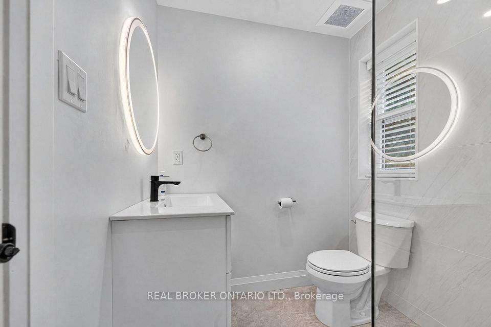 266 St Paul Street, Burlington, ON L7R 3J8 18