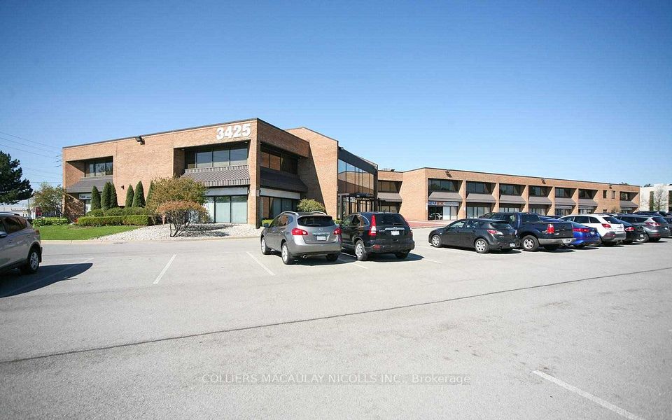 3425 Harvester Road 216A, Burlington, ON L7N 3N1