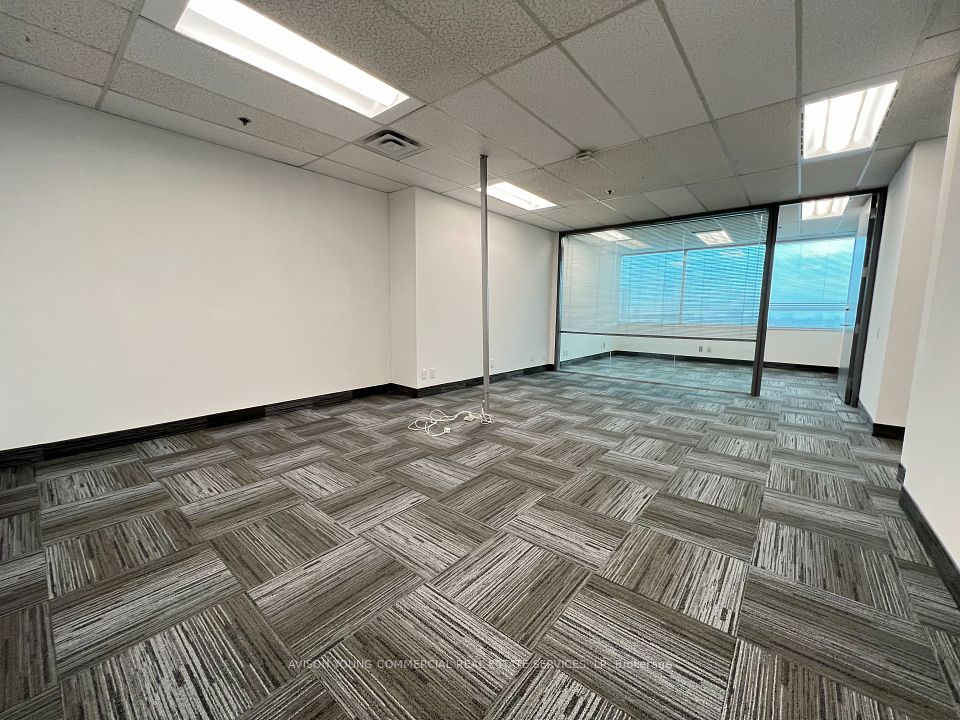 970 Lawrence Avenue W 803, Toronto W04, ON M6A 3B6