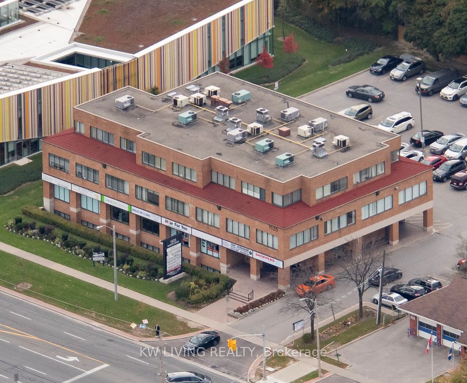 1525 Albion Road 201, Toronto W10, ON M9V 5G5