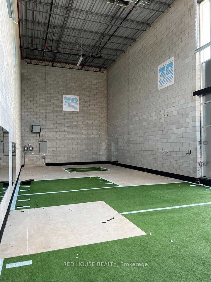 1158 King Road 26, Burlington, ON L7T 0C5