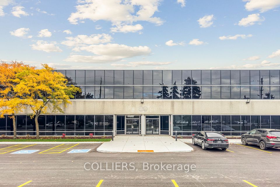 89 Walker Drive, Brampton, ON L6T 5K5