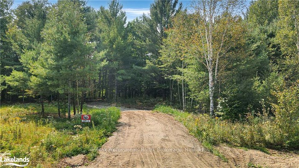1071 Hawk Valley Road, Algonquin Highlands, ON K0M 1J2 at 1071 Hawk Valley Road, Algonquin Highlands, ON K0M 1J2, Algonquin Highlands, ON, K0M 1J2