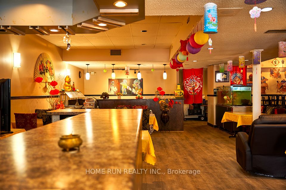 315 Montreal Road, Cornwall, ON K6H 1B6