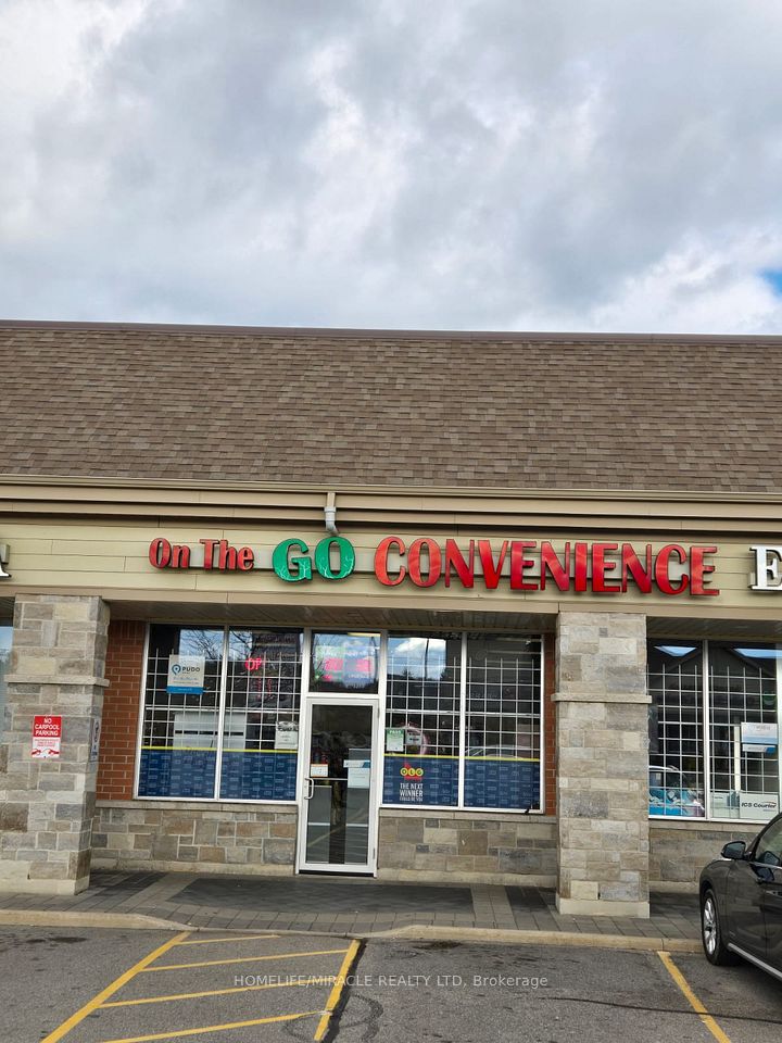 15 Lockport Way #4, Hamilton, ON L8E 0H8