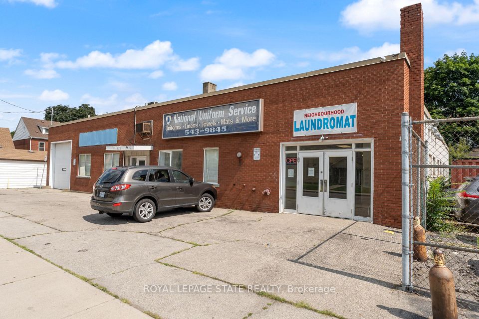 455 Cumberland Avenue, Hamilton, ON L8M 2A8
