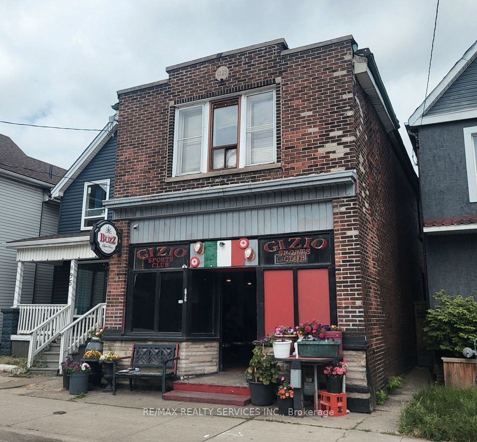 197 Sherman Avenue N, Hamilton, ON L8L 6M8