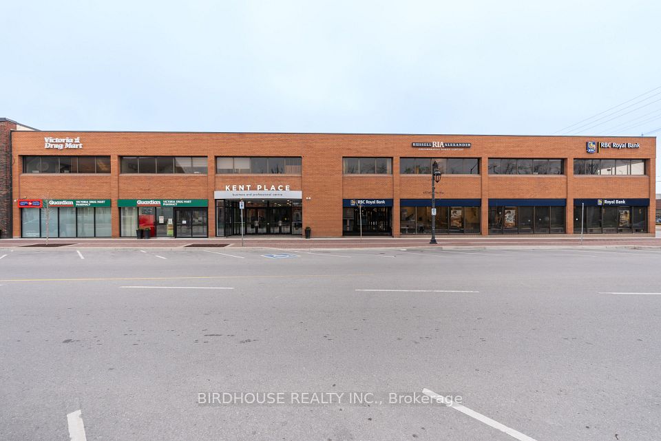 189 Kent Street W 106, Kawartha Lakes, ON K9V 5G6