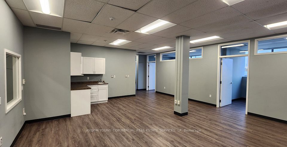 400 York Street 202, London East, ON N6B 3N2