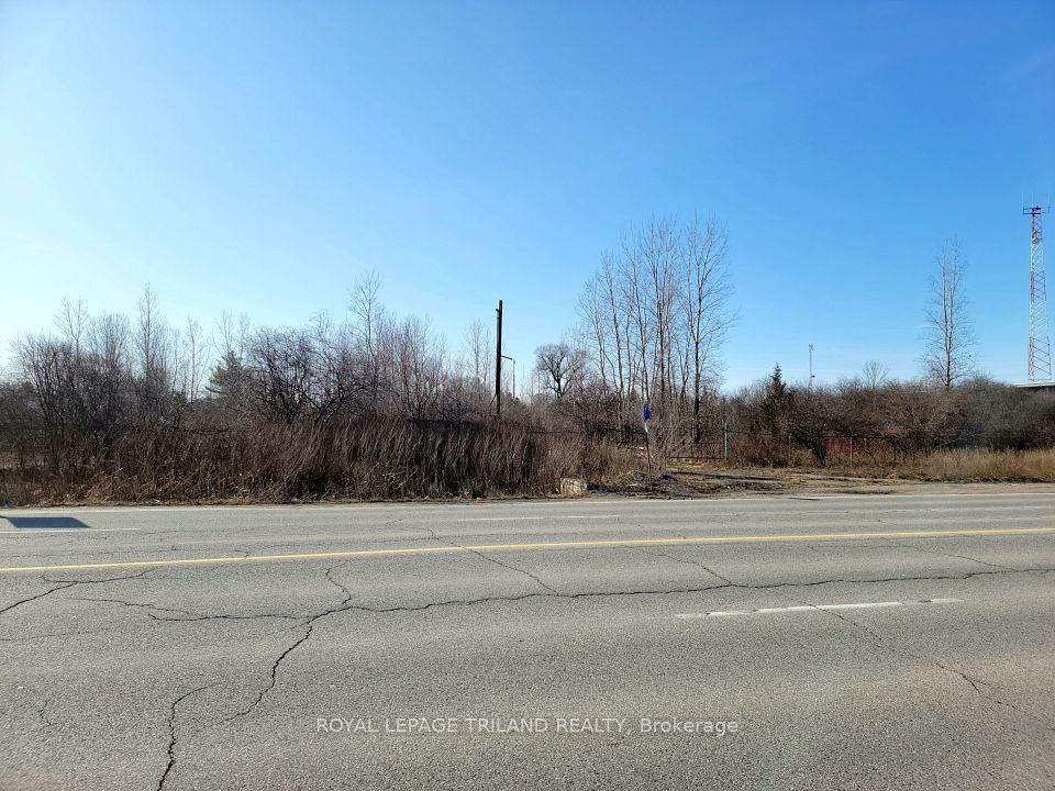 1841 Oxford Street E, London East, ON N5V 2Z6