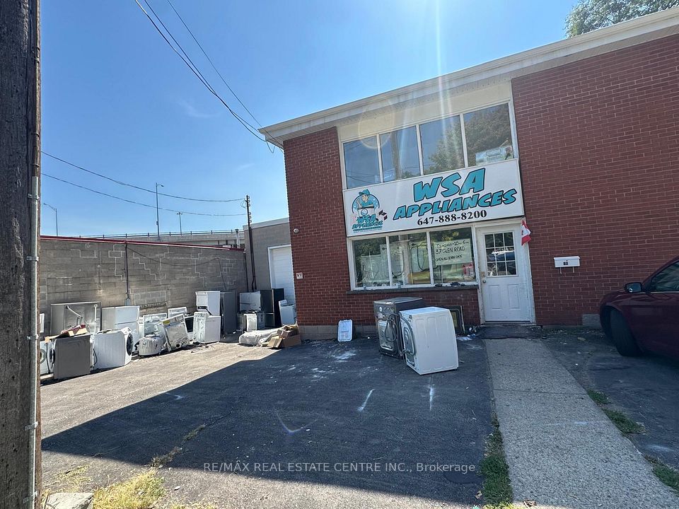 37 Glen Road, Hamilton, ON L8S 3M6