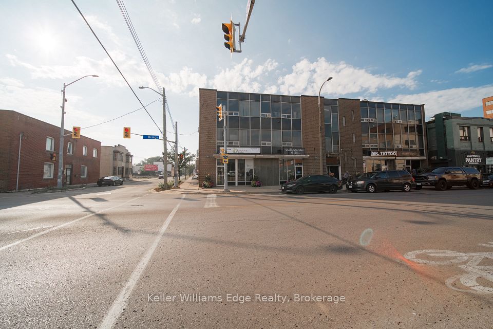 11 King Street, St. Catharines, ON L2R 3H1