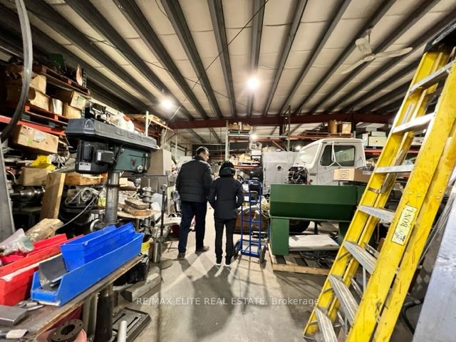 42 Kevco Place, Kitchener, ON N2C 2G5