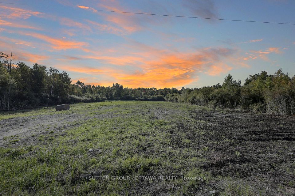 6216 Springhill Road, Greely - Metcalfe - Osgoode - Vernon and Area, ON K0A 2W0 at 6216 Springhill Road, Greely - Metcalfe - Osgoode - Vernon and Area, ON K0A 2W0, Greely - Metcalfe - Osgoode - Vernon and Area, ON, K0A 2W0