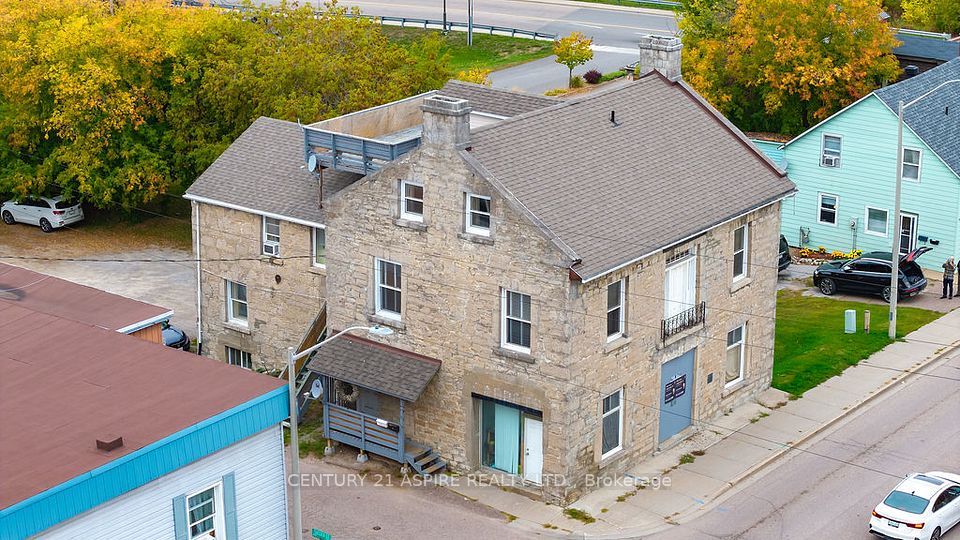 156 Mackay Street, Pembroke, ON K8A 1B9