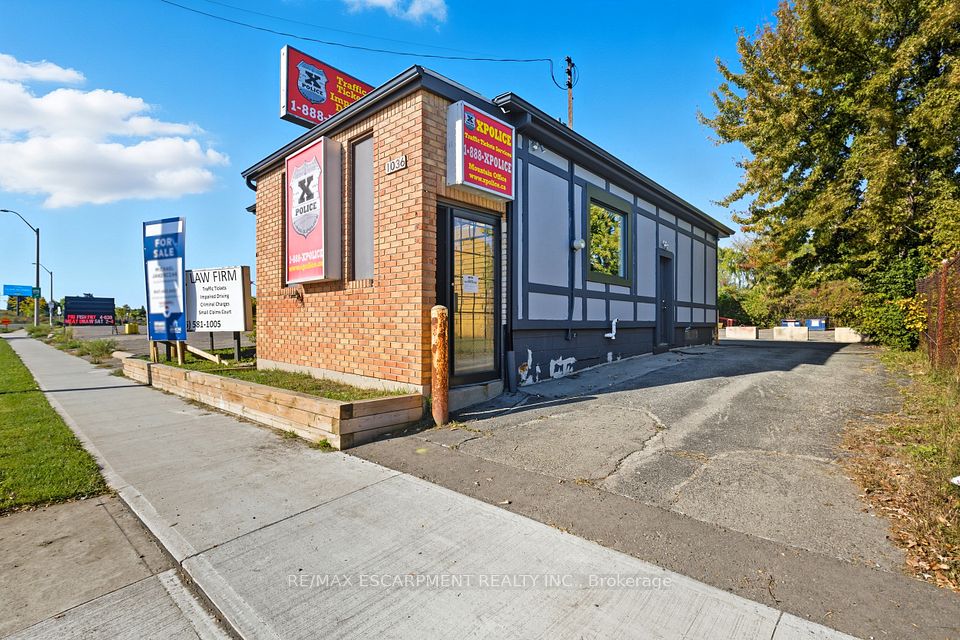 1036 Upper Wentworth Street, Hamilton, ON L9A 4V9
