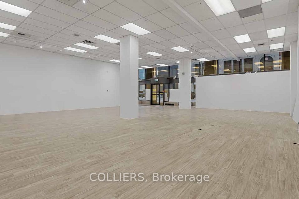 58 Queen Street, Ottawa Centre, ON K1P 5Y7