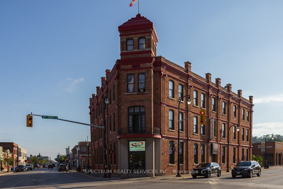 1005 2nd Avenue E, Owen Sound, ON N4K 2H8