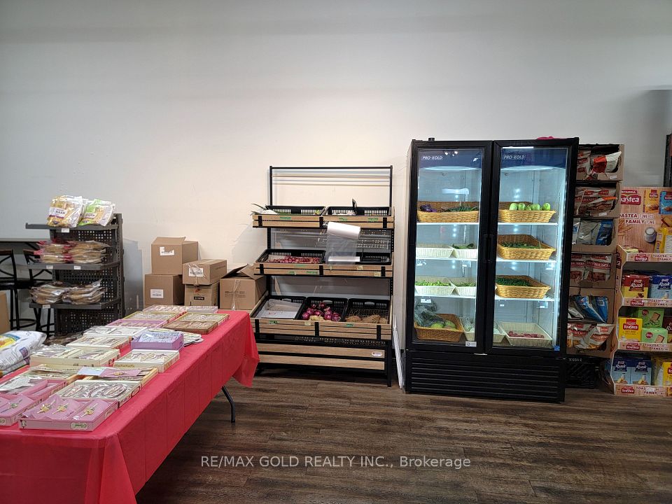 1020 Ontario Street 7, Stratford, ON N5A 6Z3