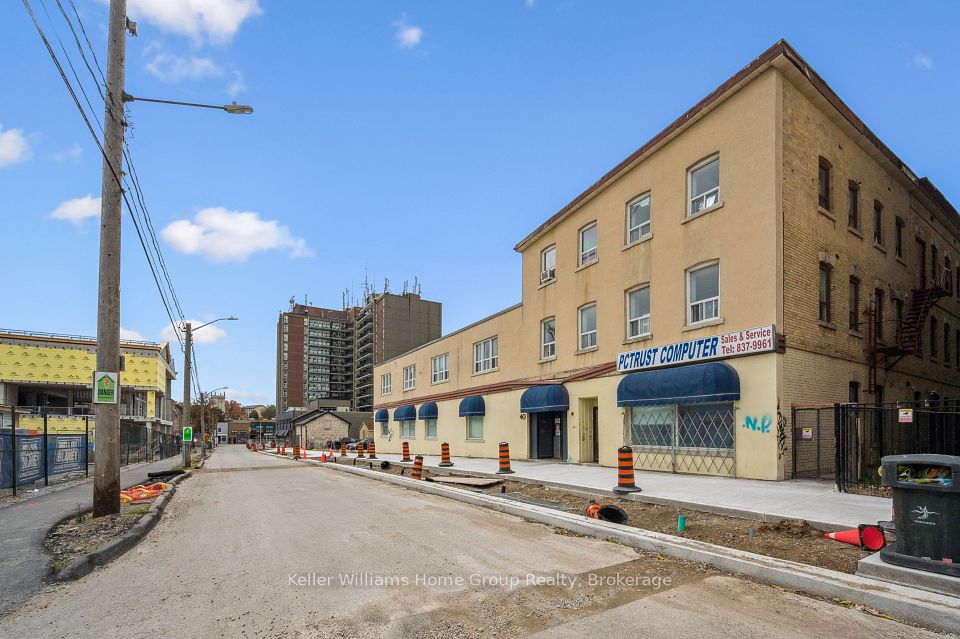 40 Baker Street, Guelph, ON N1H 4G1