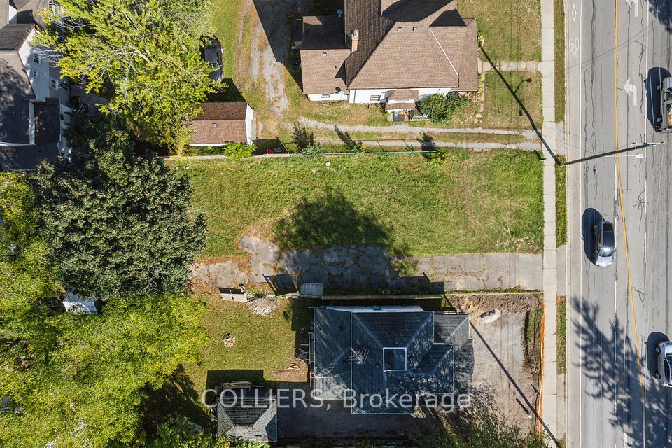 6005 Drummond Road, Niagara Falls, ON L2G 4L9