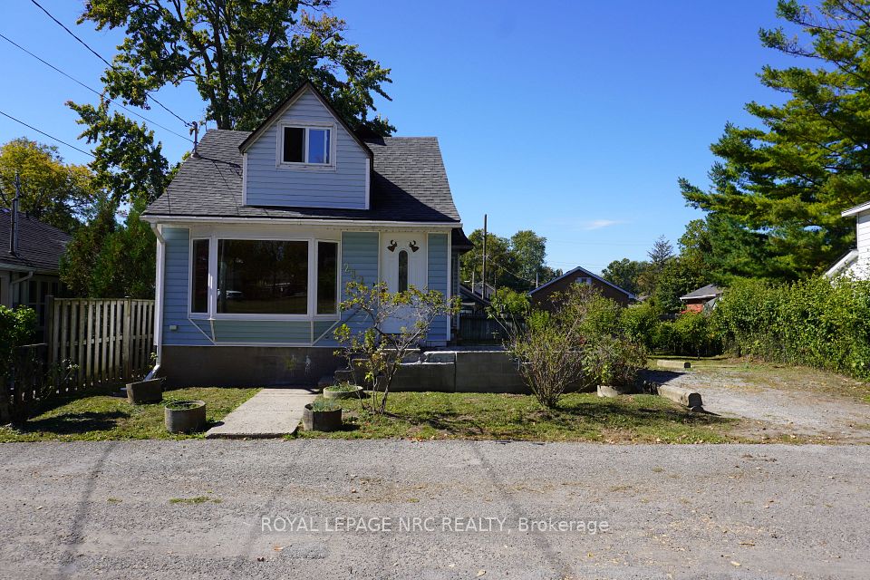 212 Lincoln Road W, Fort Erie, ON L0S 1B0 at 212 Lincoln Road W, Fort Erie, ON L0S 1B0, Fort Erie, ON, L0S 1B0