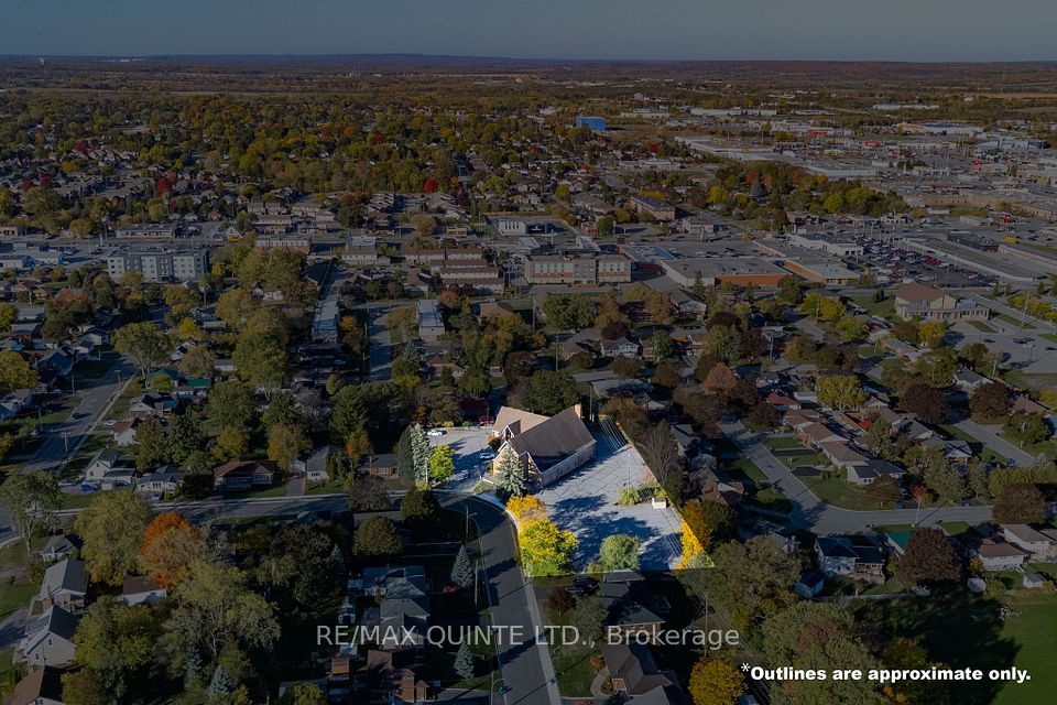 72 Orchard Drive, Belleville, ON K8P 2K7