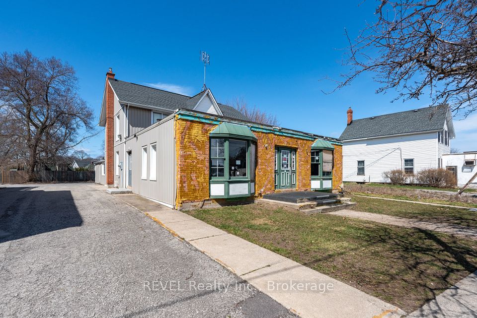 131 NIAGARA Street, St. Catharines, ON L2R 4L6