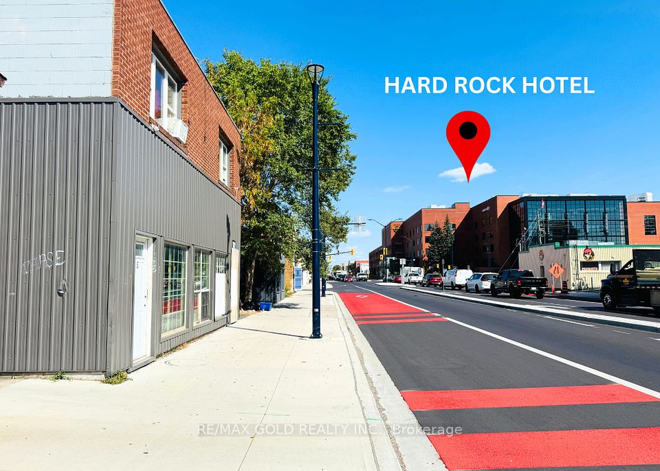 1042 Dundas Street, London East, ON N5W 3A5